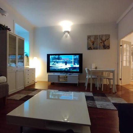 Furnished 58 M2 Restaurant In The Heart Of City ! Stockholm Kültér fotó